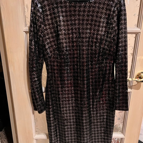 Ralph Lauren Size 12 beaded black - Picture 2 of 3